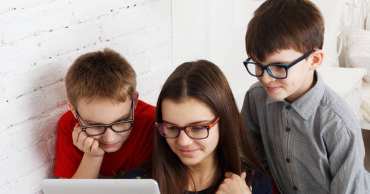 Lentes para proteger la vista de la computadora para niños sale